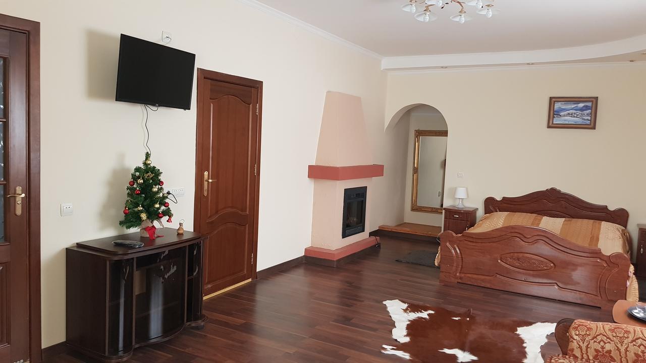 Lara Hotel Solochyn Eksteriør billede